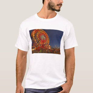 Camiseta roda gigante ao crepúsculo no Northwest Montana