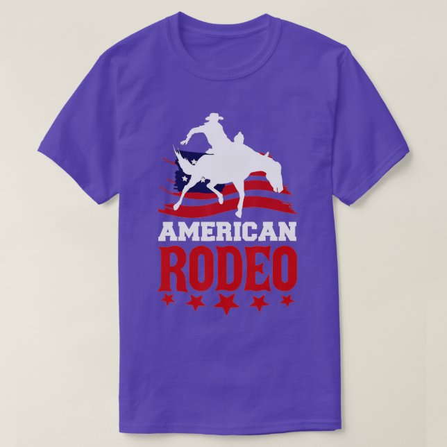 Camiseta Rodeo Americano Touro De Cavalo De Cowboy Voando P (Frente do Design)
