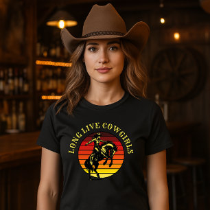 Camiseta Rodeo Cowgirl Em Cavalo E Modelo Rtro Sunset