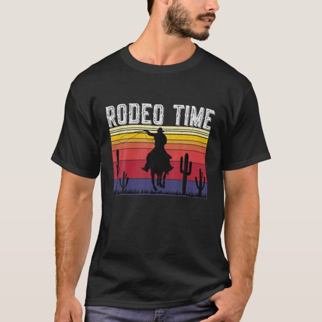 Camiseta Rodeo Time Cowboy Lasso Wranglers Horse Retro Vint (Frente)