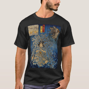 Camiseta Rokusuke sob a cachoeira