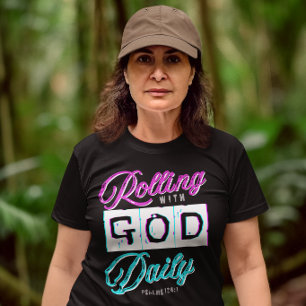 Camiseta Rolando com a Bíblia Diária de Deus Espírito Santo
