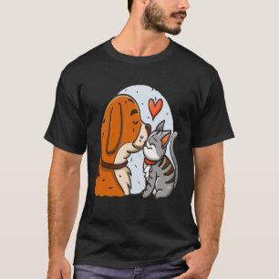 Camiseta Romance Cachorro Cachorro Beijando Gato