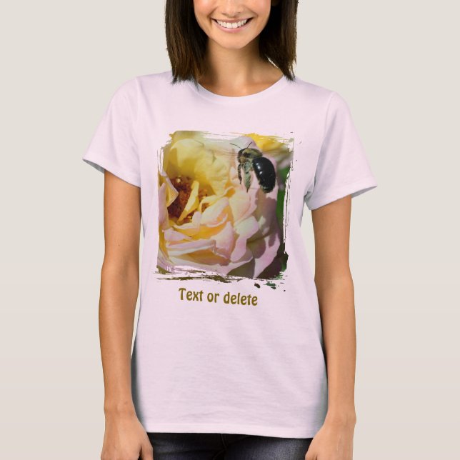 Camiseta Rosa Rosa Bumble Bee Nature Personalizada (Frente)