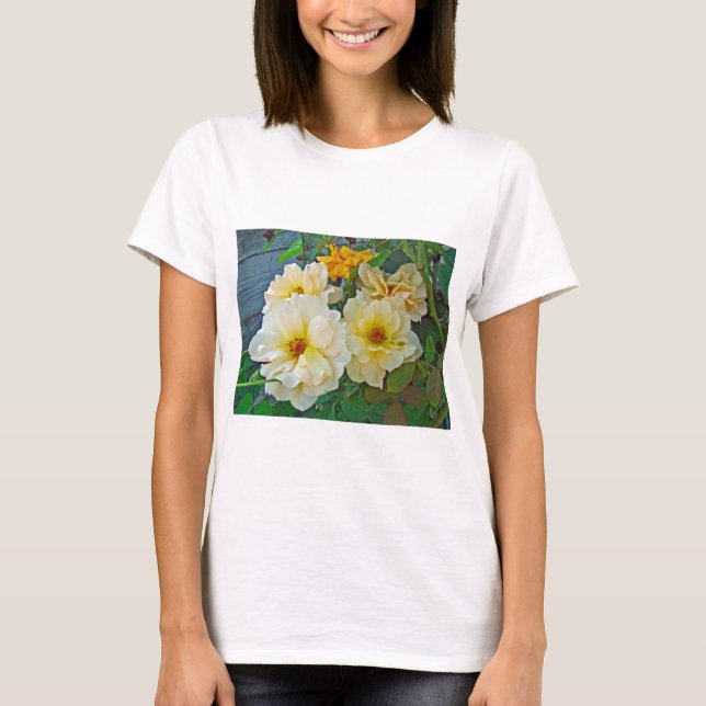 Camiseta Rosas Amarelas (Frente)