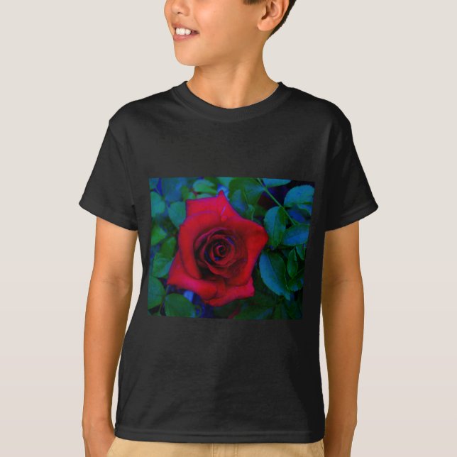 Camiseta Rosas vermelhas com tons azuis (Frente)