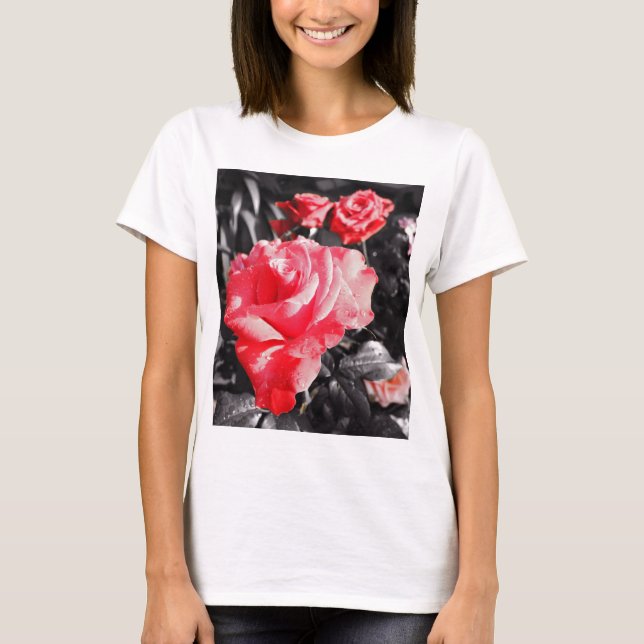 Camiseta Rosas vermelhas românticas (Frente)