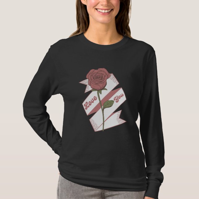 Camiseta Rose Love Ribbon – Romantic Floral Art (Frente)