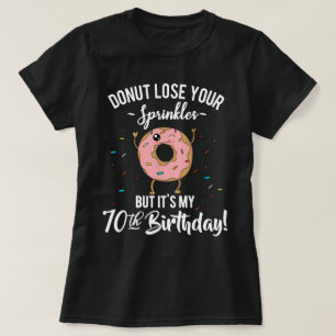 Camiseta rosquinha engraçada do aniversário do 70 setenta
