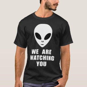 Camiseta Rosto Alien - Estamos Observando Você - Dito Diver
