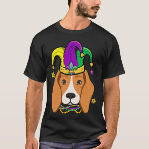 Camiseta Rosto de Beagle Usando Contas de Mardi Gras e Chap