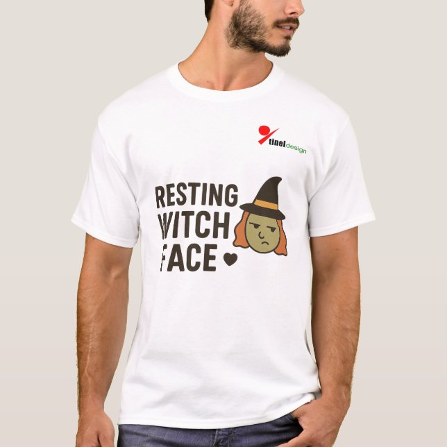 Camiseta Rosto de Bruxa Relaxada (Frente)