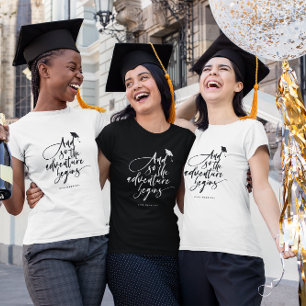 Camiseta Roteiro de Graduação Moderna Caligrafia Congrats G