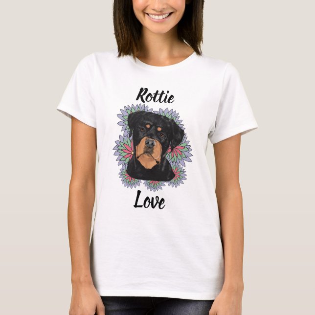 Camiseta Rottie Love T-Shirt – Whimsical Rottweiler Art (Frente)
