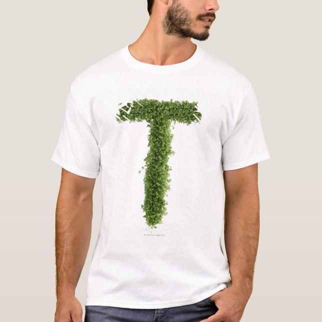 Camiseta Rotule "T" no agrião no fundo branco, (Frente)
