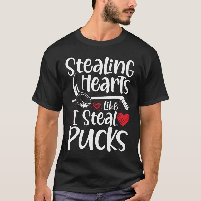 Camiseta Roubando Corações Como Se Roubasse Pucks - Lover D (Frente)