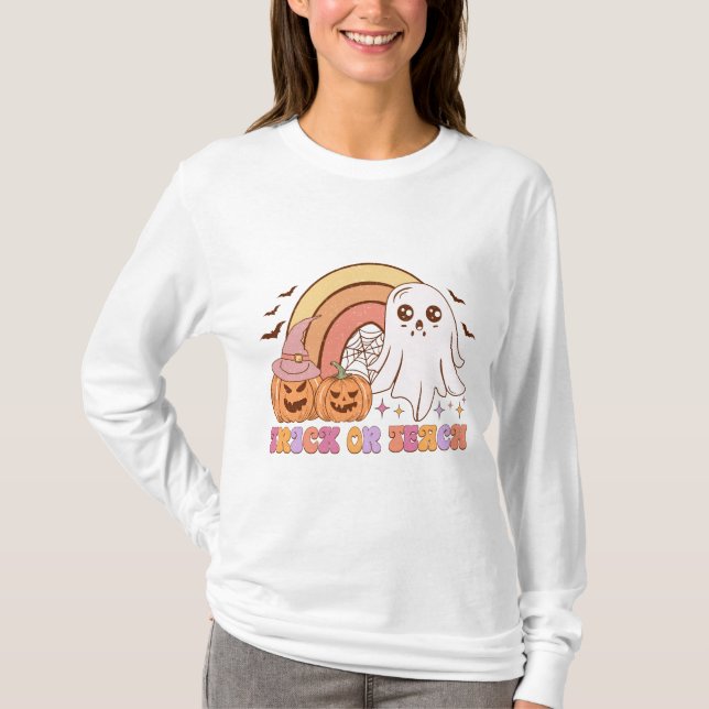 Camiseta Roupa de sala de aula assustadora (Frente)