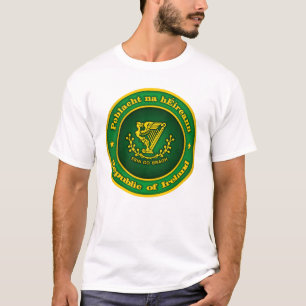 Camiseta Roupa irlandês do medalhão
