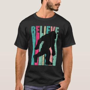 Camiseta Roupas de Bigfoot Yeti Vintage Distressed Diversão