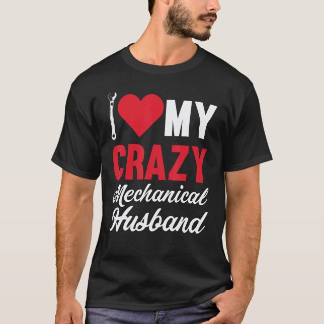 Camiseta Roupas de Esposa de Mecânico - Ótimo Design de Esp (Frente)