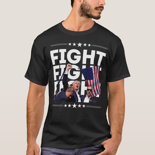Camiseta Roupas de Maga Negra (Frente)