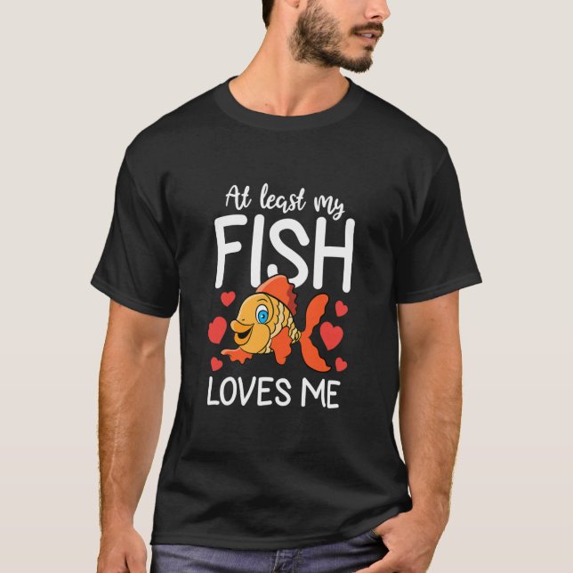 Camiseta Roupas de Namorados de pesca que lhe deram o meu p (Frente)