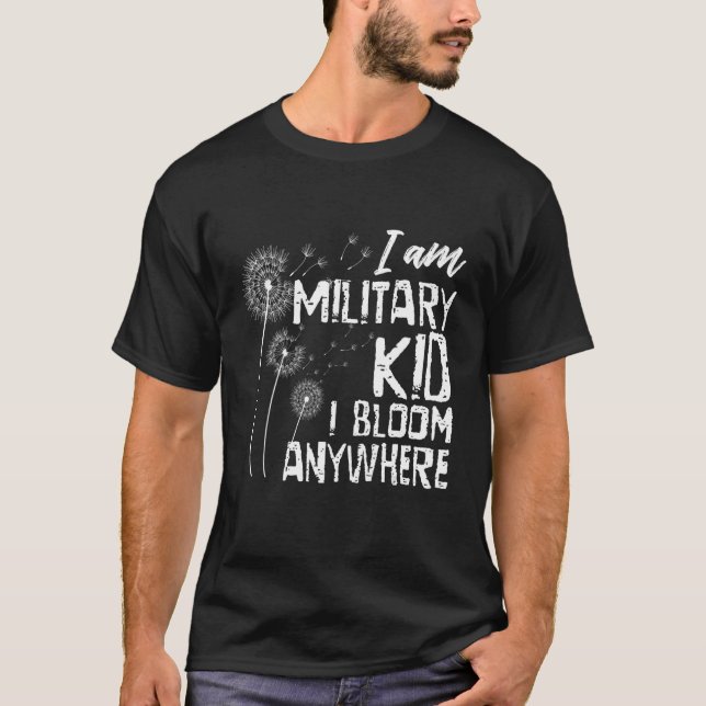 Camiseta Roxo Eu Sou Um Garoto Militar Eu Bloqueio Em Qualq (Frente)