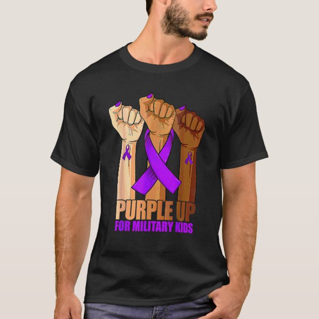 Camiseta Roxo Para Crianças Militares Levantando Mão Mulher (Frente)