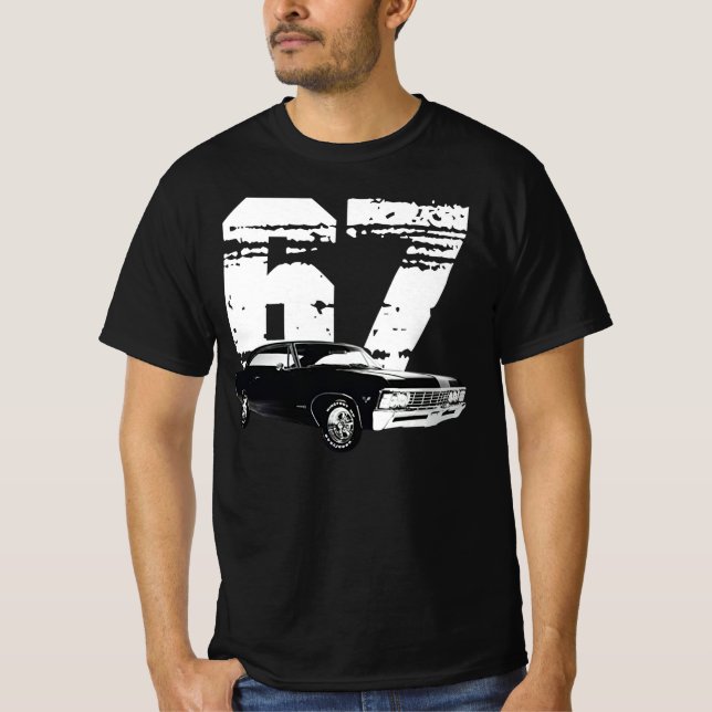 Camiseta RoxoMonkeyTees 1967 Chevy Impala Vista frontal (Frente)
