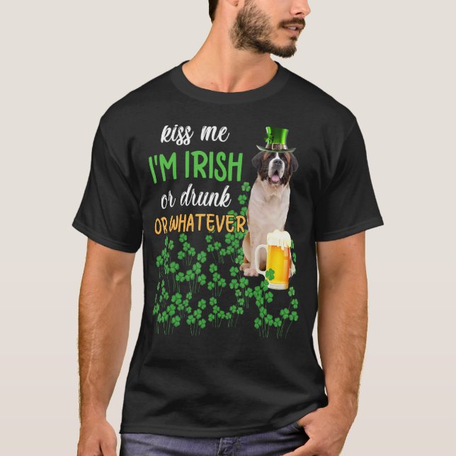 Camiseta Rua Bernard me beije, sou irlandês, Bebado ou qual (Frente)