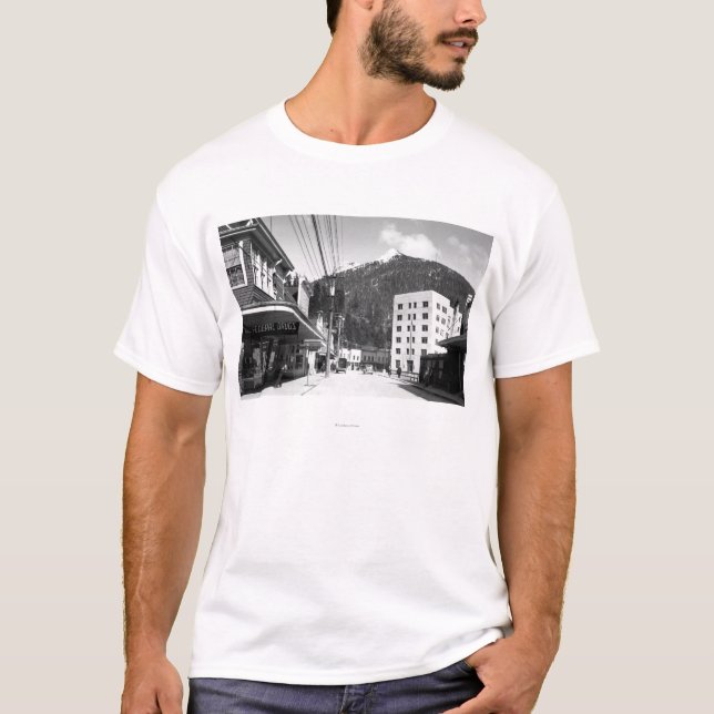 Camiseta Rua da missão no centro de Ketchikan (Frente)