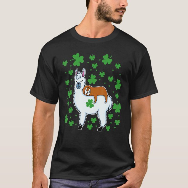 Camiseta Rua de Patrick Pajamas Leprechaun Sloth Riding Lla (Frente)