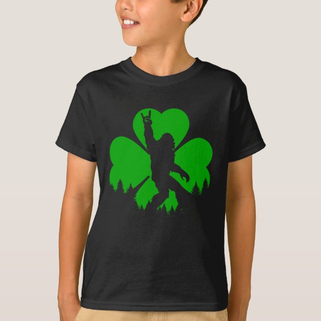 Camiseta Rua de Pé Grande. Dia de Patrick (Frente)