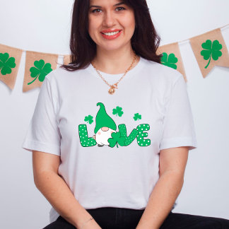 Camiseta Rua de Shamrocks Verdes Ame Gnomo. Dia de Patrick