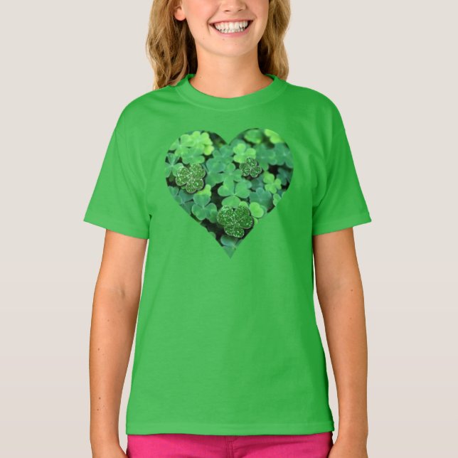 Camiseta Rua. Dia das Patetas, shamrock verde, corações irl (Frente)