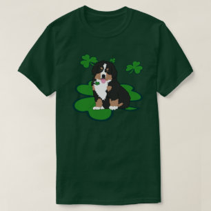 Camiseta Rua. Dia de Patrick Cachorro da Montanha Bernese