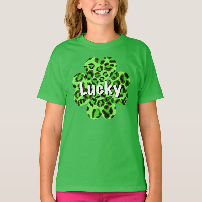 Camiseta Rua. Dia de Patty. Chita verde-leopardo-shamrock (Frente)