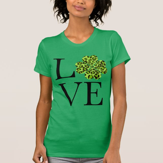 Camiseta Rua. Dia de Patty. Chita verde-leopardo-shamrock (Frente)