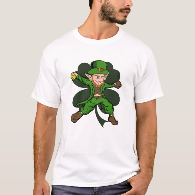 Camiseta Rua do Pico de Softball Leprechaun. Dia de Patrick (Frente)