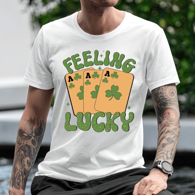 Camiseta Rua Feliz e Feliz Dia de Patrick. (Criador carregado)