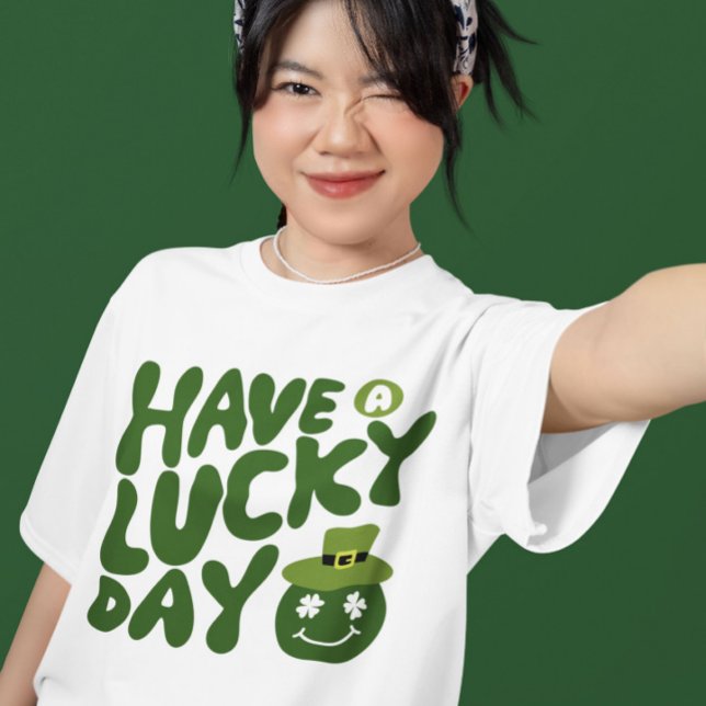 Camiseta Rua Leprechaun. Dia de Patrick (Criador carregado)