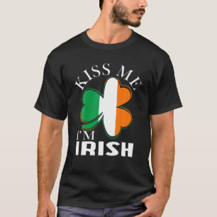Camiseta Rua Patrick Day Engraçado Beije-me Sou o Letão Clo