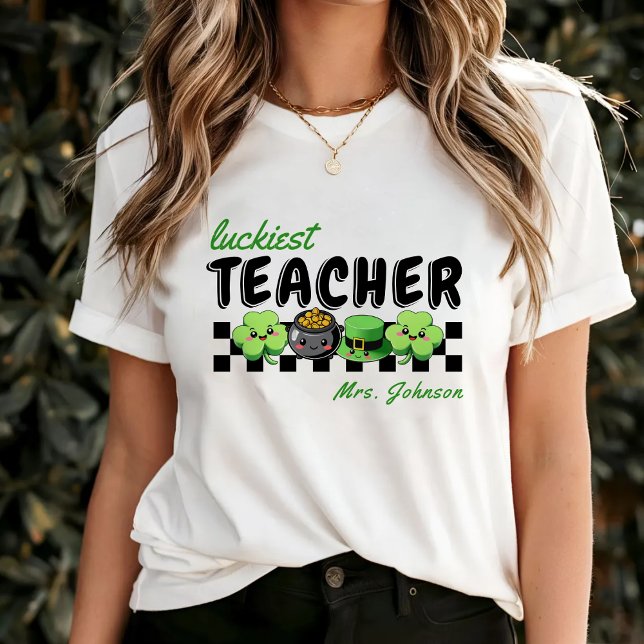 Camiseta Rua Retro do Professor Mais Feliz. (Luckiest Teacher Retro St. Patrick's Day White T-Shirt
)