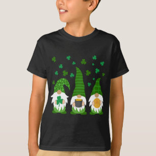 Camiseta Rua Verde Gnomo. Gnomo Irlandês do Dia de Patrick