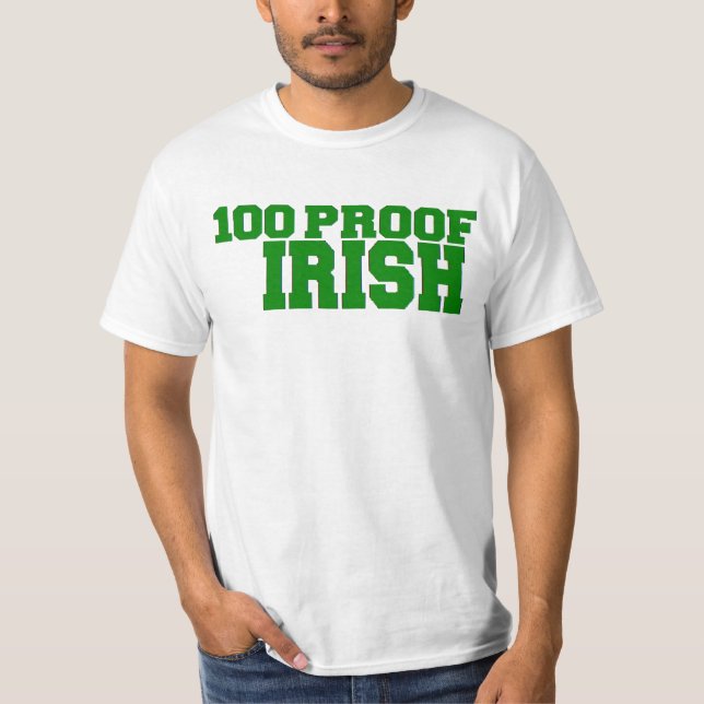 CAMISETA RUAS. BEBENDO ENGRAÇADO DO DIA PATRICK '100 PROOF  (Frente)