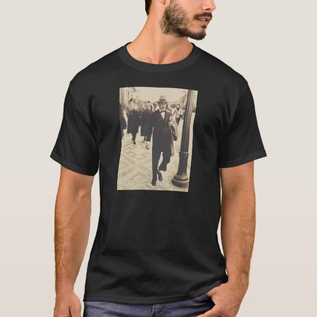 Camiseta Ruas em Lisboa (Fernando Pessoa) (Frente)