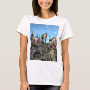 Camiseta Ruas. Marcas e Lâmpada, Veneza, Itália