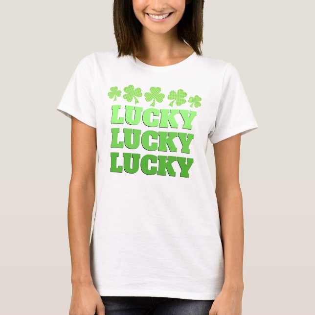 Camiseta Ruas sortudas. Texto verde do Patrick Day (Frente)