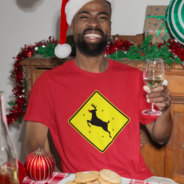 Camiseta Rudolf atravessando adolescentes e mulheres (Criador carregado)