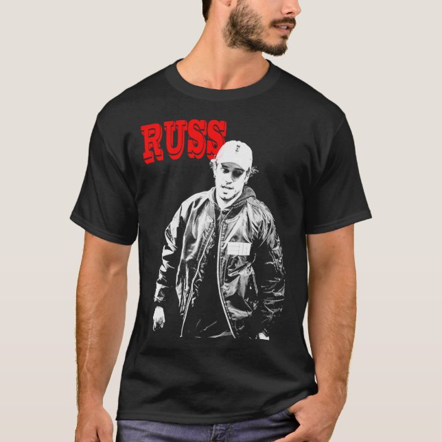 Camiseta Russ Classic T-Shirt (Frente)